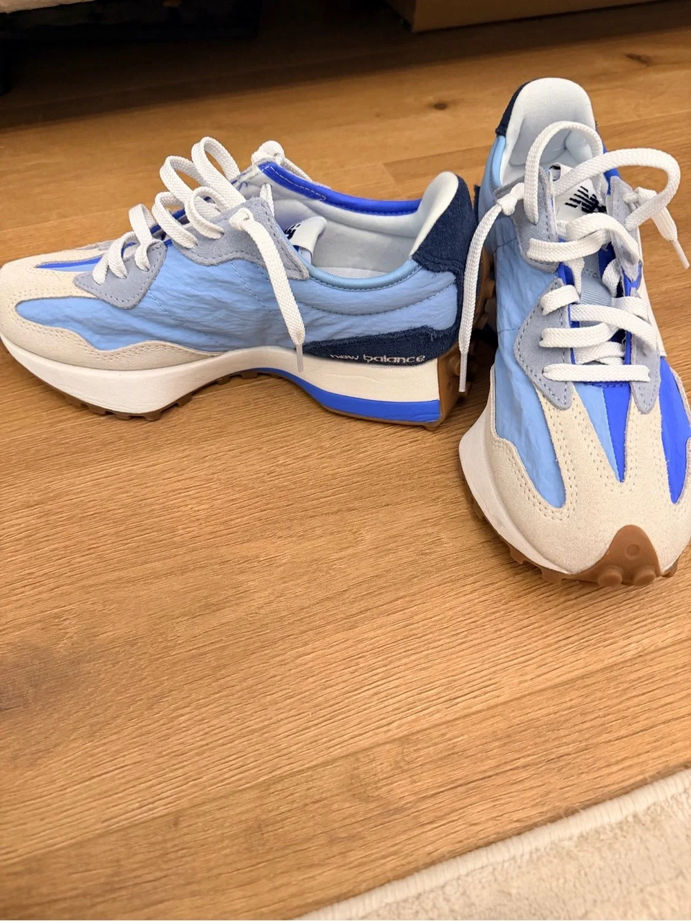 New Balance Women's 327 Sneakers